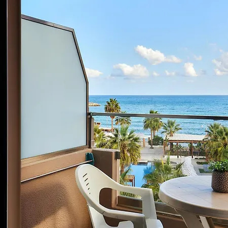 Dorian Boutique Hotell 3*