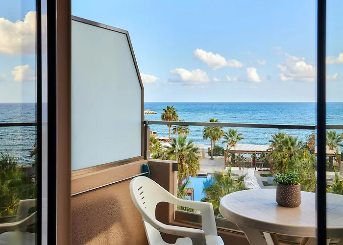 Dorian Boutique Hotel 3*