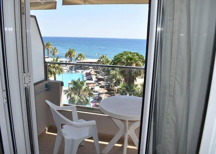 Dorian Boutique Hotel Hersonissos (Crete)