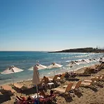 Dorian Boutique Hotel-Apartments 3*