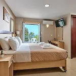 Dorian Boutique Hotel-Apartments 3*