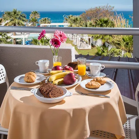 Dorian Boutique Херсониссос